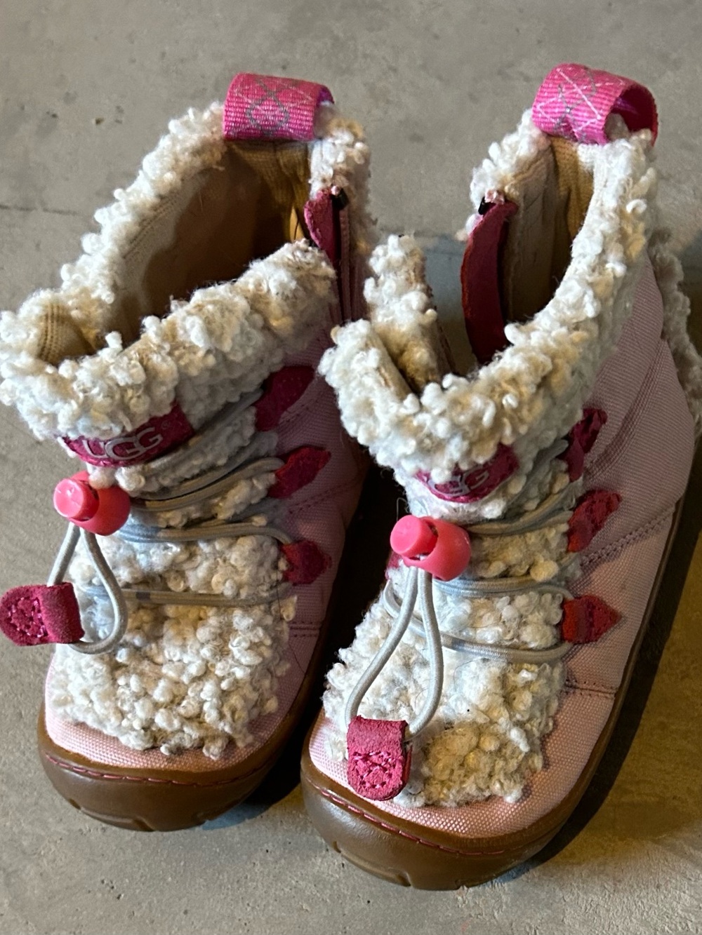 UGG Kids Pink and Cream Sherpa-Trim Pull-On Boots